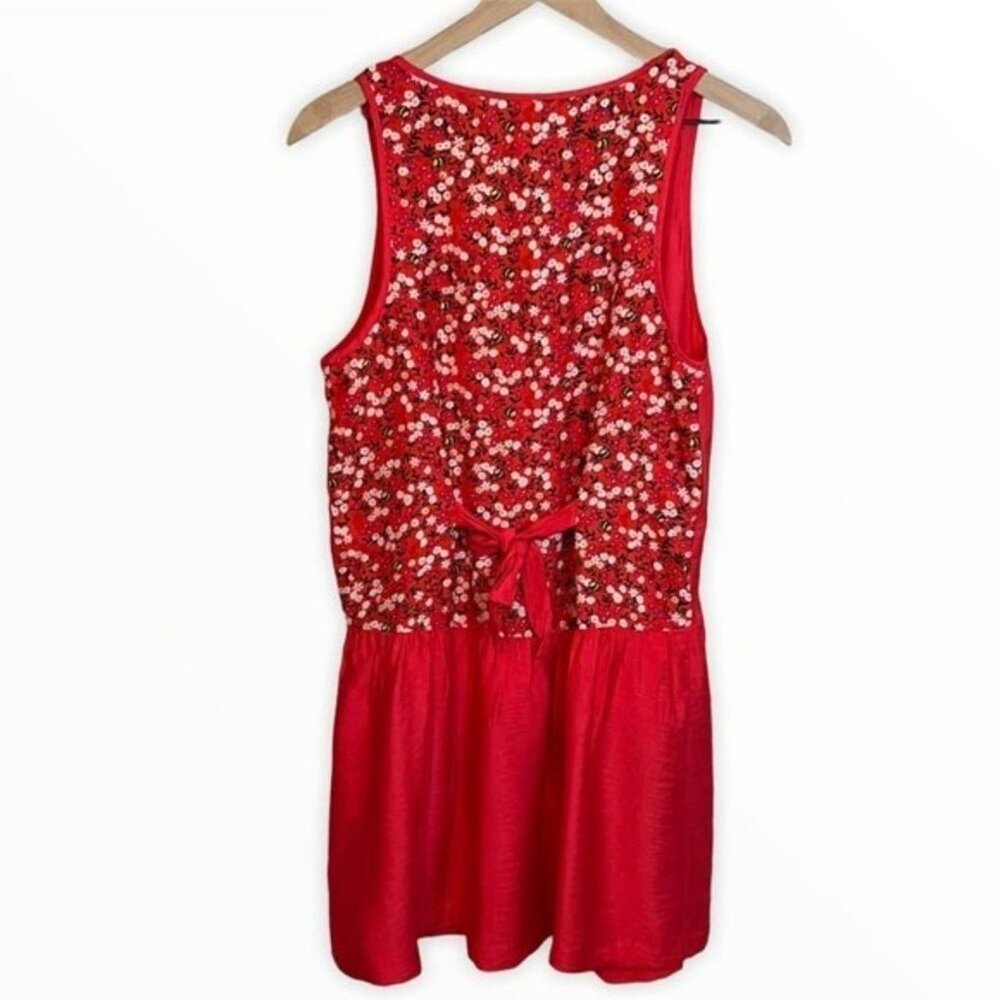 floral bee sleeveless